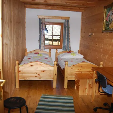 Bauernhof Hatzlhof בית חווה *